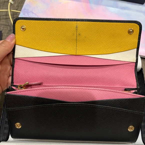 Authentic Prada Wallet - Picture 2 of 11